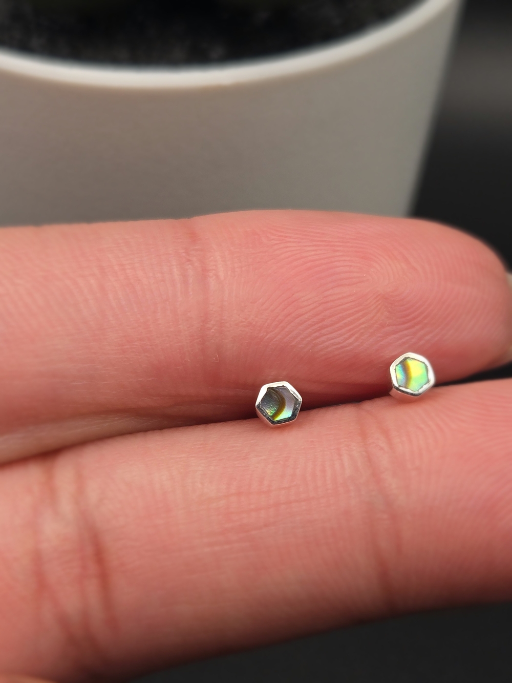 .925S Sterling Silver Abalone Shell Tiny Hexagon Stud Earrings 3mm